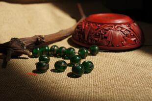 〓老珠收藏〓 藏传祖母绿点金珠 老佛珠 配珠佛教七宝