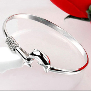 S990纯银镯 海豚之恋女式纯银饰品潮流时尚海豚手镯足银