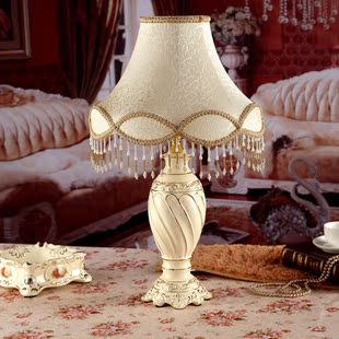 欧式高档陶瓷奢华卧室床头柜灯客厅书房复古简欧结婚简约装饰台灯