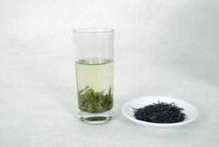 云阳特产 龙缸毛峰 2015年新茶 云阳绿茶特级50克 办公茶
