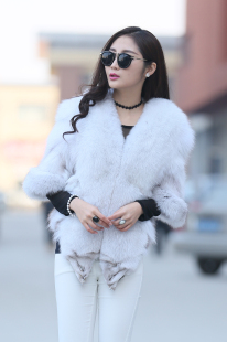 2015冬新款狐狸毛皮草外套时尚女士短款带狐狸头高端奢华披肩