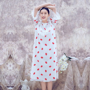2015新款 时尚口红图案 可爱蕾丝绣花拼接连衣裙长裙