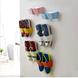 创意挂式墙面收纳鞋架 门后壁挂式小鞋架 简易塑料晒鞋架