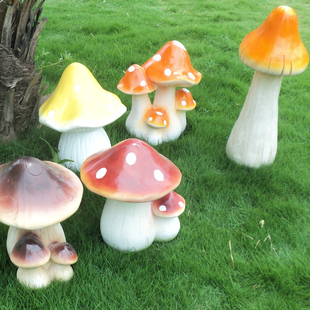 仿真蘑菇摆件花园庭院幼儿园装饰品户外婚庆道具模型园林雕塑摆设