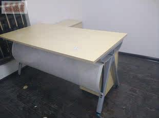 长沙办公家具厂家直销钢架组合办公桌现代时尚简约职员桌主管桌
