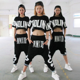 嘻哈街舞团队齐舞演出表演套装新款宽松露脐上衣爵士舞蹈练功裤