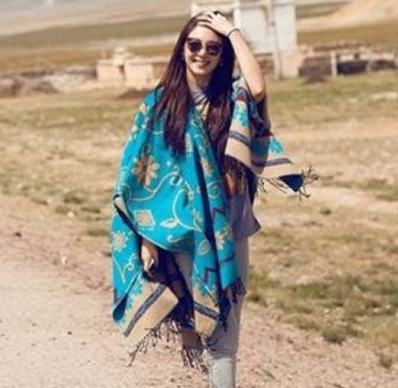 2015新款围巾 民族风保暖披肩围巾 仿羊绒波西米亚女保暖斗篷披风
