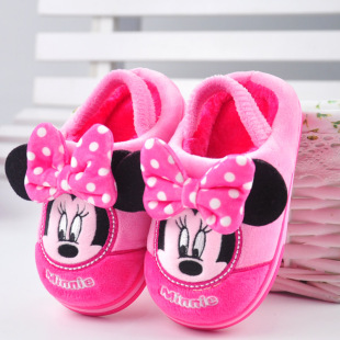 宝宝室内鞋幼儿园地板鞋冬1-3岁幼儿小童婴儿女两岁宝宝棉拖鞋女