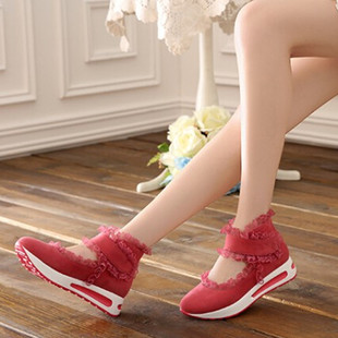 韩版公主鞋蕾丝舞鞋平底松糕女鞋磨术贴单鞋皮鞋甜美休闲学生鞋子