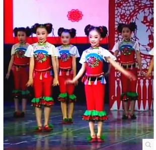 元旦新款儿童表演服装，中国娃娃舞台演出服装，幼儿舞蹈服装