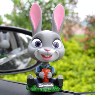 疯狂动物城汽车摇头摆件兔朱迪车内饰品可爱创意狐尼克车载摆件